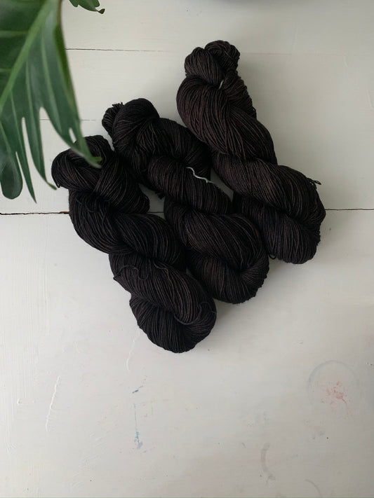 Under the bed dark *WS*